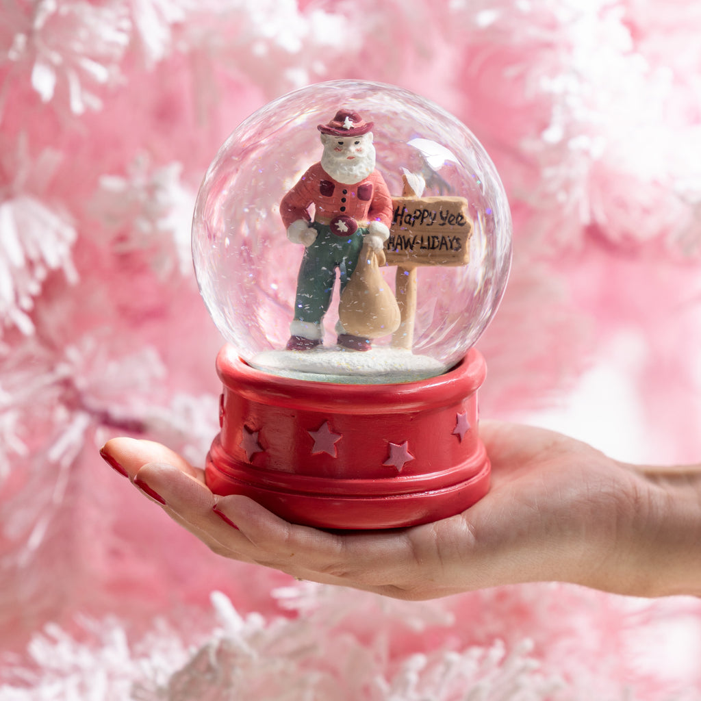 Gift Shop Plus | A Twist on Traditional: Wholesalers embrace microtrends for Christmas